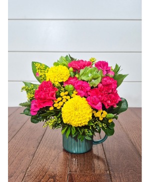 Bright Side Mug Arrangement 