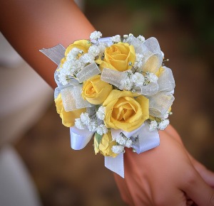 Bright Star Baby Blue and White Ribbon with yellow roses