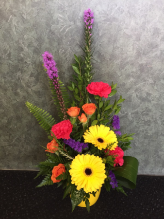 Bright Sun Shiny Day Dish Arrangement