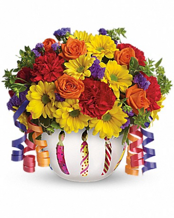 Brilliant Birthday Blooms T28-1 11.25"(w) x 10.5"(h)