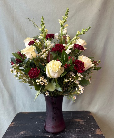 Snow & Merlot  in La Grande, OR | FITZGERALD FLOWERS