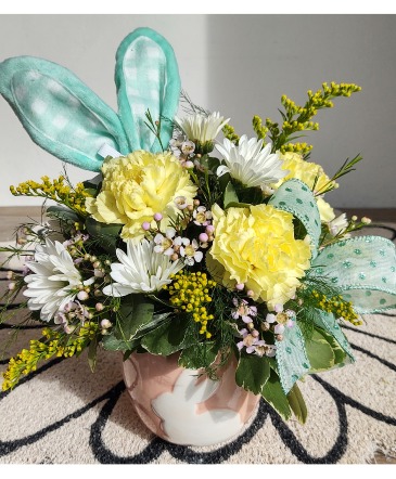 Bunny Pot Arrangement Fresh Arrangement in New Castle, IN | WEILAND'S FLOWERS
