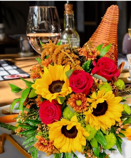 Burst of Thanksgiving Fairy Tales Flowers Exclusive