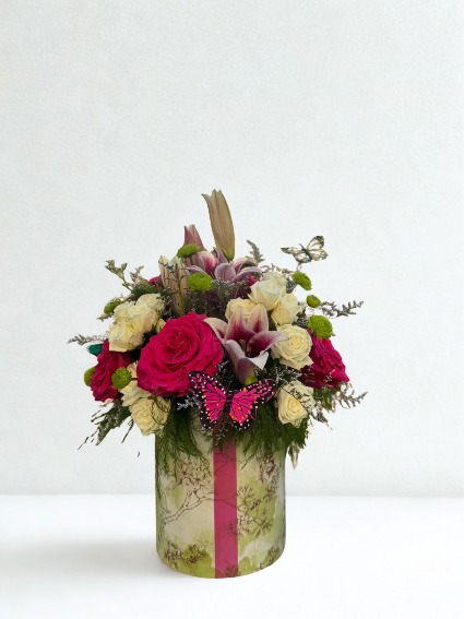 Butterfly Garden Elegance Luxury Hat Box