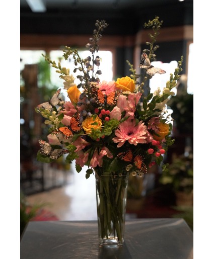 Butterfly Kisses Vase Design