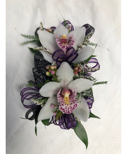 C-27 Orchid Corsage 