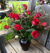 CABLE MT CUPID One Dozen Roses, Wild Blooms Style
