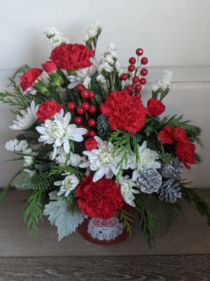 Holly Jolly Fresh Arrangement