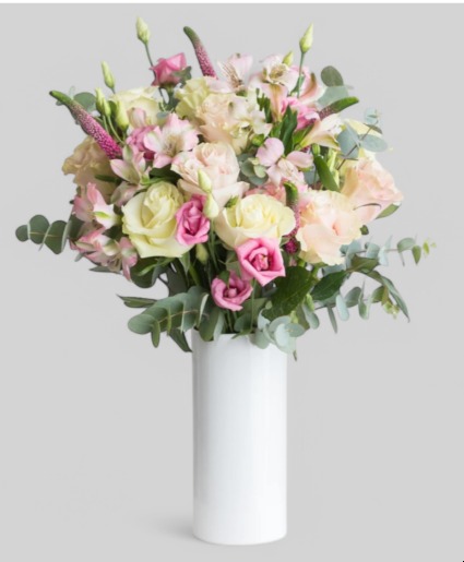 Amy Vase arrangement