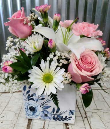 Camilla Rose Basket Floral in Wooden Basket