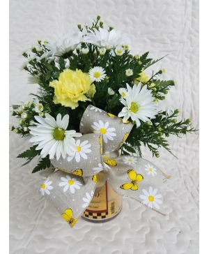 Candleberry Candle Floral Frenzy  Candle with fresh floral adorning the lid