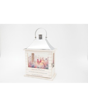 Cardinal Wooden Slat Lantern Lantern