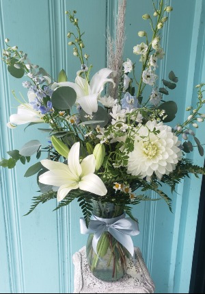 CAROLINA COAST FLOWER ARRANGEMENT