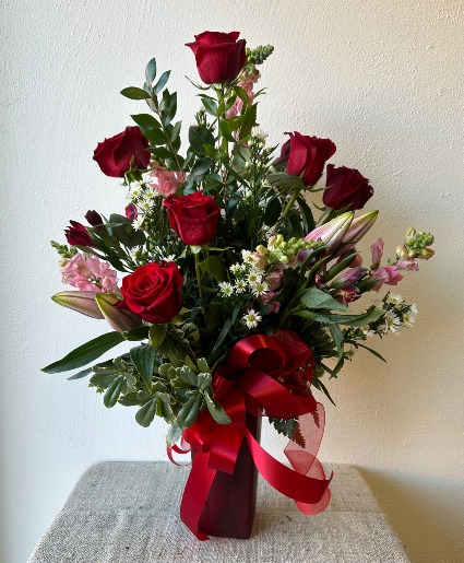 Classic Roses & Lilies 