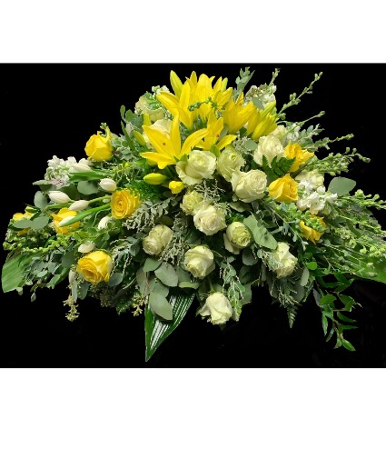 Casket spray 8 Casket spray