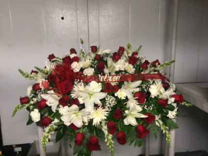 Casket spray red and white Casket spray 