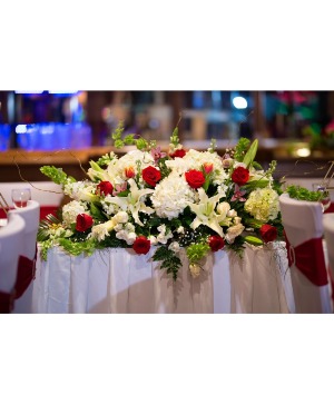 Celebrate table centerpiece holiday