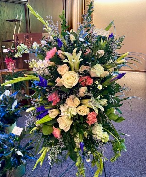 Celebration of Life Standing Spray