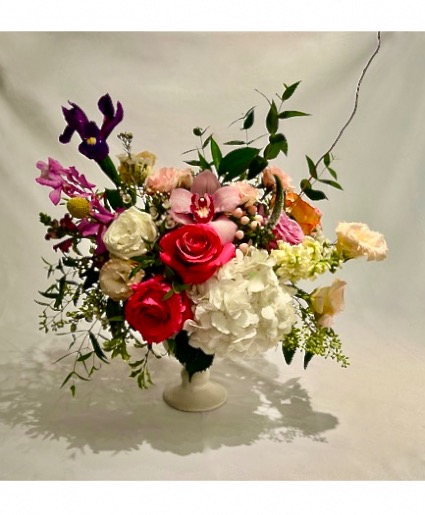 Blooming Vintage Floral Bouquet 