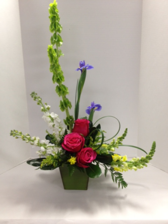 Chearfully  Modern  Arrangement in Brenham, TX | THE FLOWER MARKET