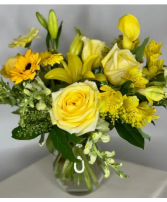 Cheerful Yellows Vase arrangement