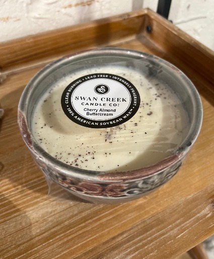 Cherry Almond Buttercream Candle 