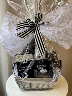 Chic Gourmet  Gift Basket 