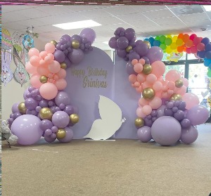Chirara walls and garlands  