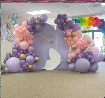 Chirara walls and garlands  