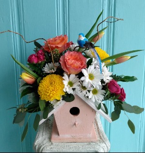 CHIRP AND FLUTTER FLOWER ARRANGEMENT