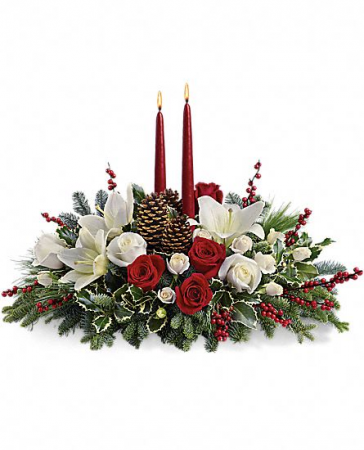CHRISTMAS CENTERPIECE Fresh Arrangement
