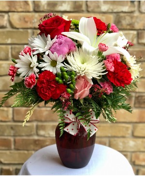 Christmas Cheer Mixed Vase Arrangement