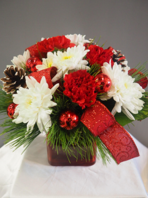 Christmas Cube Arrangement