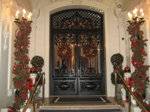 Christmas decoration Christmas wreaths and garlands