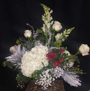 Christmas Diamond Jubilee CenterPiece