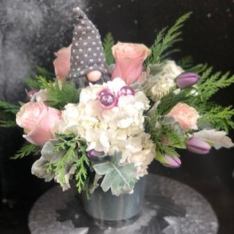 Christmas Gnome Arrangement 