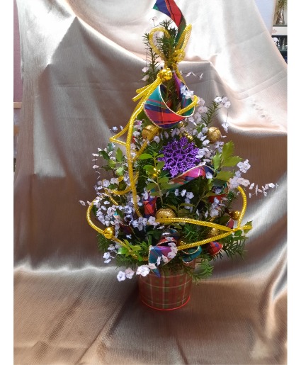 Christmas in Plaid Container 