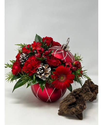 Christmas Ornament Arrangement