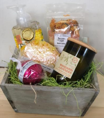 Citrus Pamper-Me Fresh Gift Basket