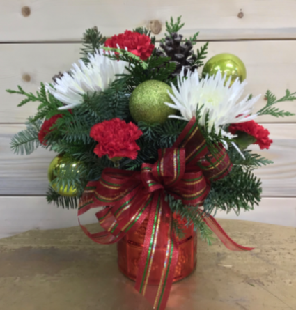 Classic Christmas Centerpiece 