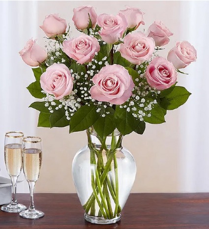 Classic Dozen Pink Roses 