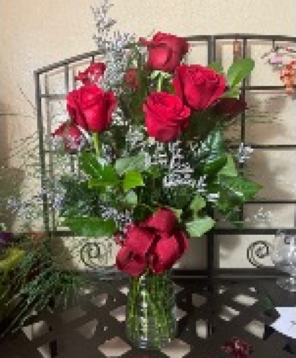 Classic Dozen Premium  Red Roses  Roses