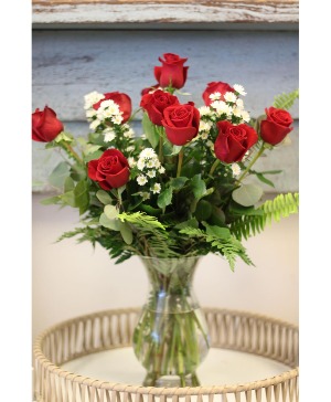 Classic Dozen Red 