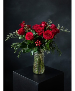 Classic Dozen  Red Roses