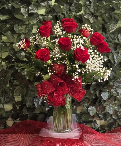 Classic Dozen Red Roses rose