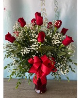 Classic Dozen  Long Stemmed Roses