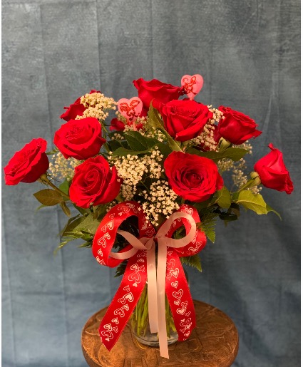 Classic dozen roses 