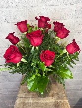 Classic Dozen Roses 