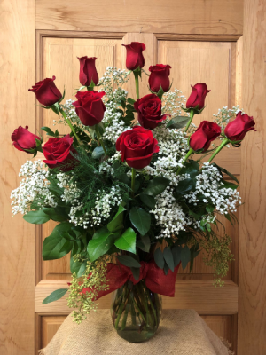 Classic Dozen Roses with Baby's Breath T&V Original