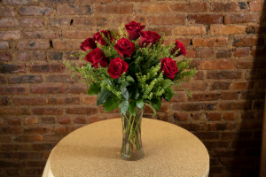Classic Long Stem Red Roses 